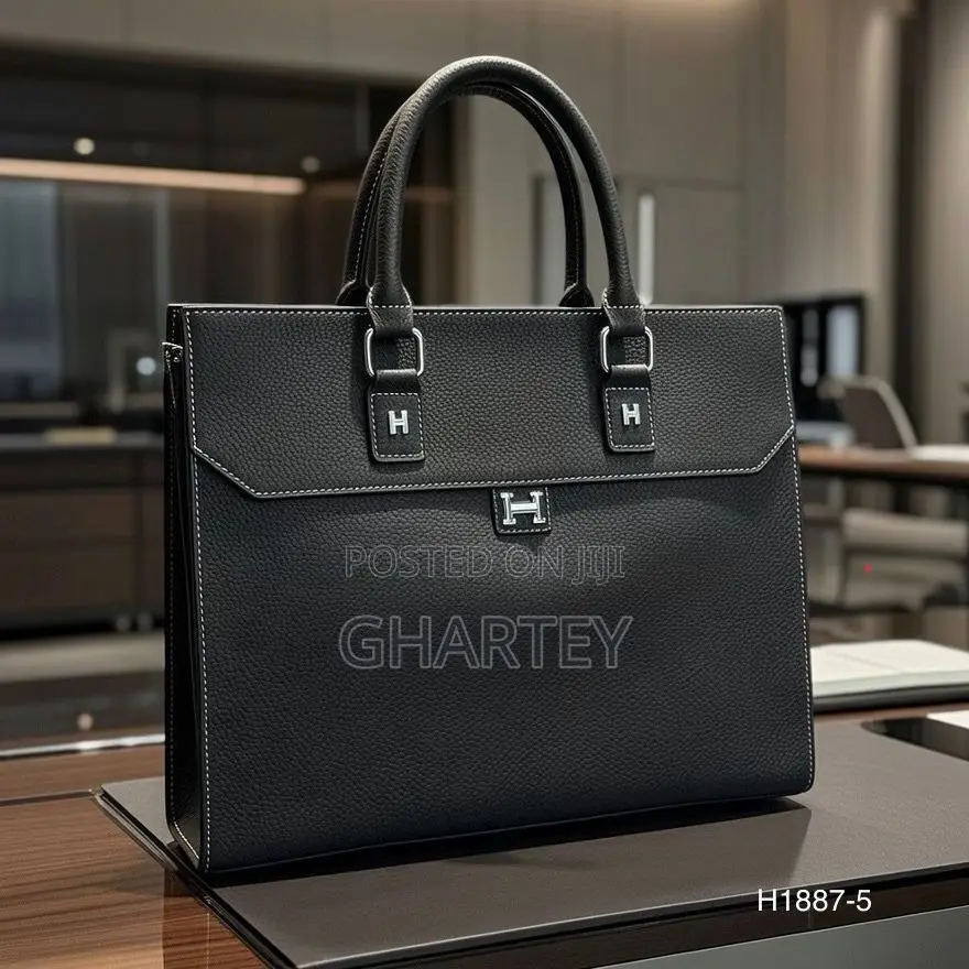 Timeless Executive Hermes Leather Tote Bag