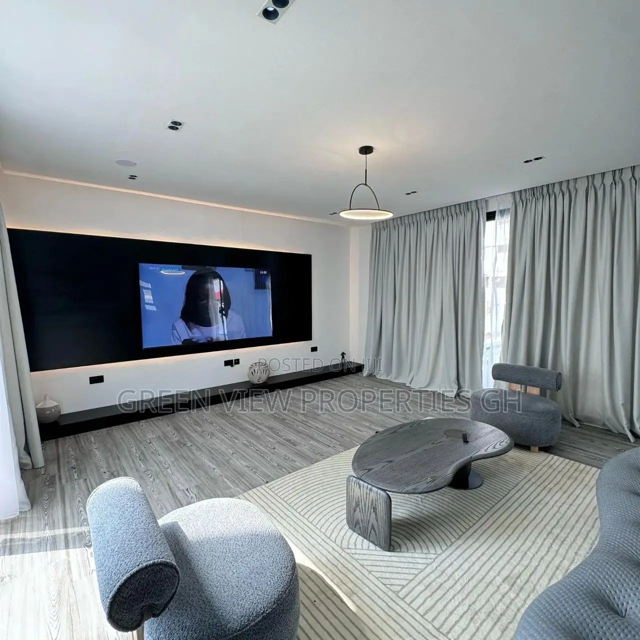 Furnished 5bdrm Duplex in East Legon for sale