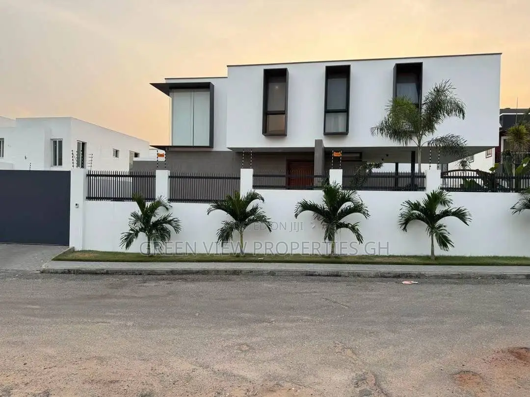 Furnished 6bdrm Mansion in Airport Residential Area for sale