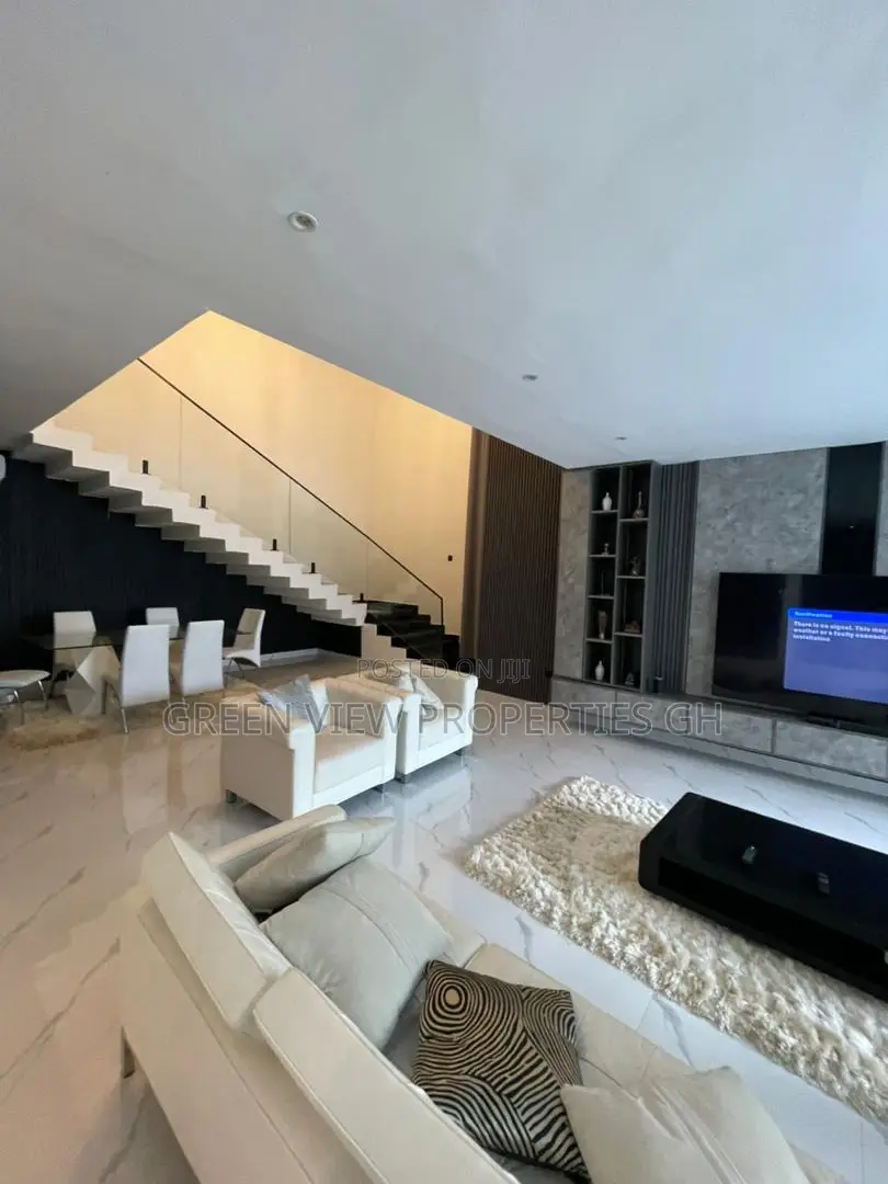 Furnished 5bdrm Duplex in East Legon for sale
