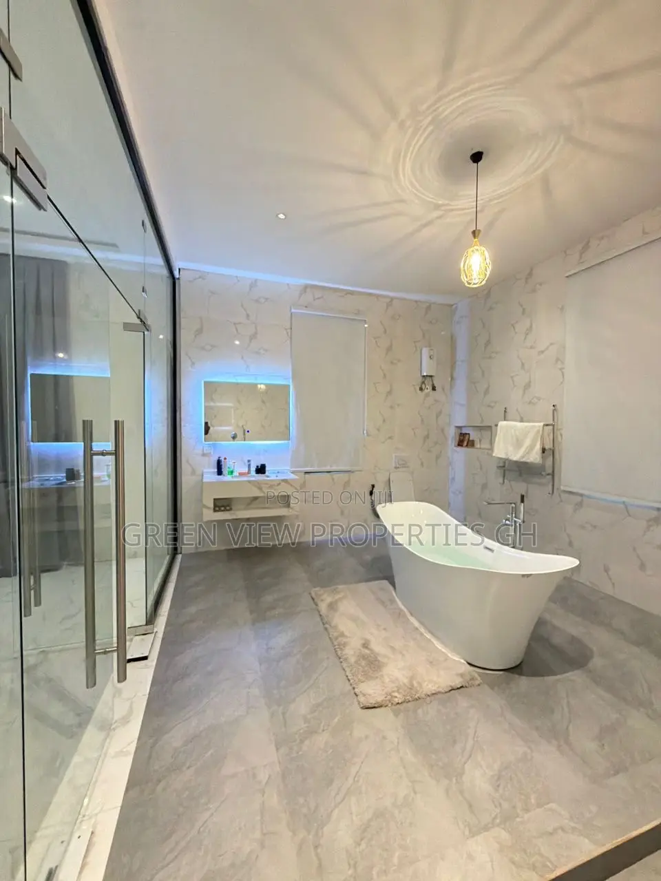 Furnished 5bdrm Duplex in East Legon for sale