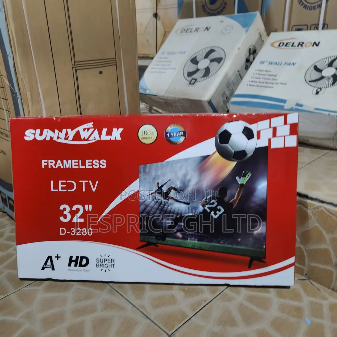 Top Standard 32'' Digital Satelite Tv