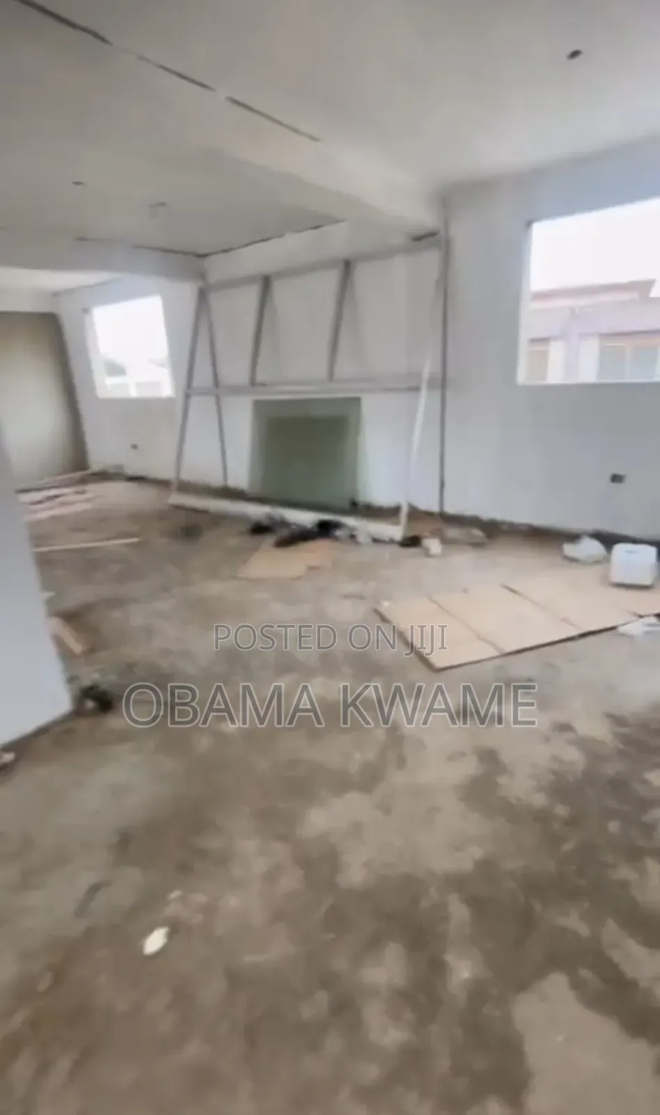 Roadside 3 in 1 Shop for Rent at Madina