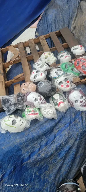 All Kinds of Holloween Mask Available