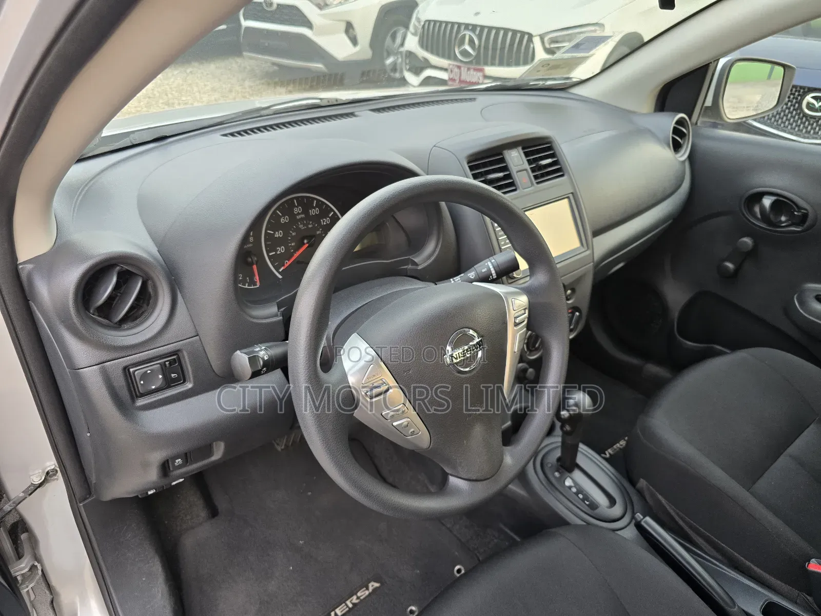Nissan Versa 1.6 S 2019 Silver
