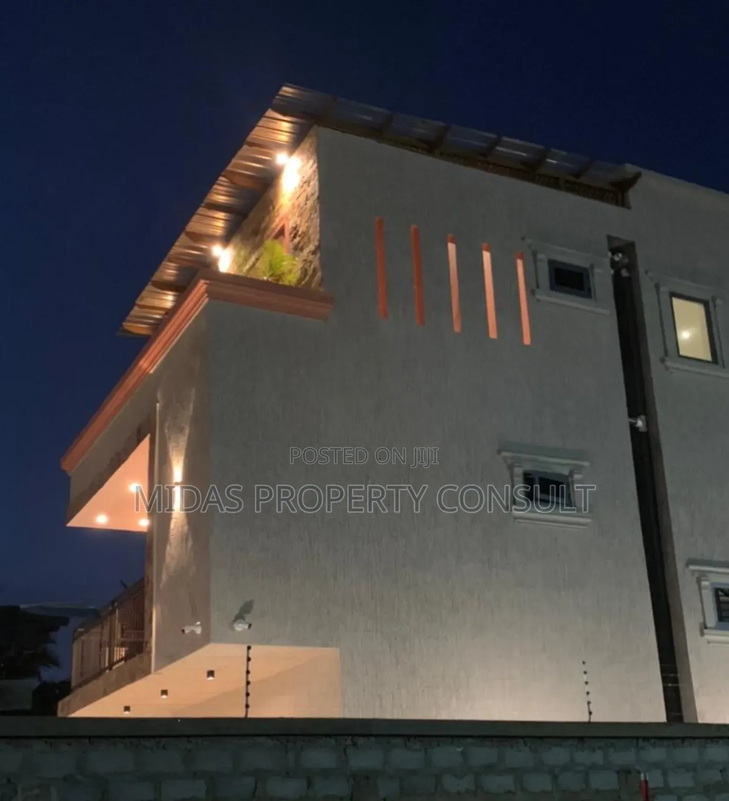 4bdrm House in Kwabenya for sale
