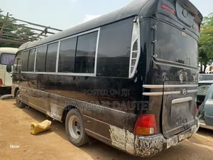 Hyundai County 2014 Black