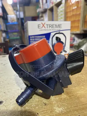 Extreme Low Pressure Gas Regulator With Safety Lock