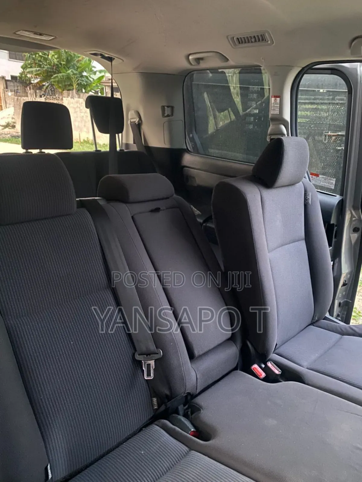 Toyota Voxy 2014 Grey