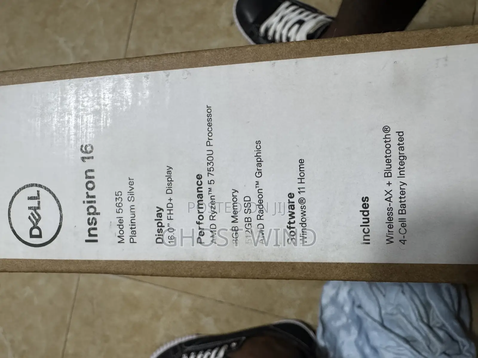 Laptop Dell Inspiron 16 5620 8GB AMD Ryzen 5 SSD 512GB