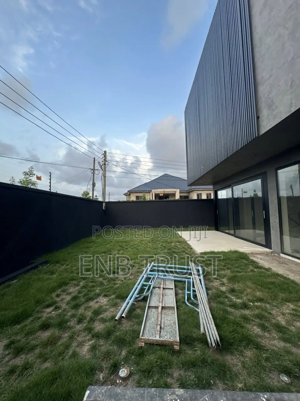 4bdrm Duplex in Tse Addo, Estates for sale