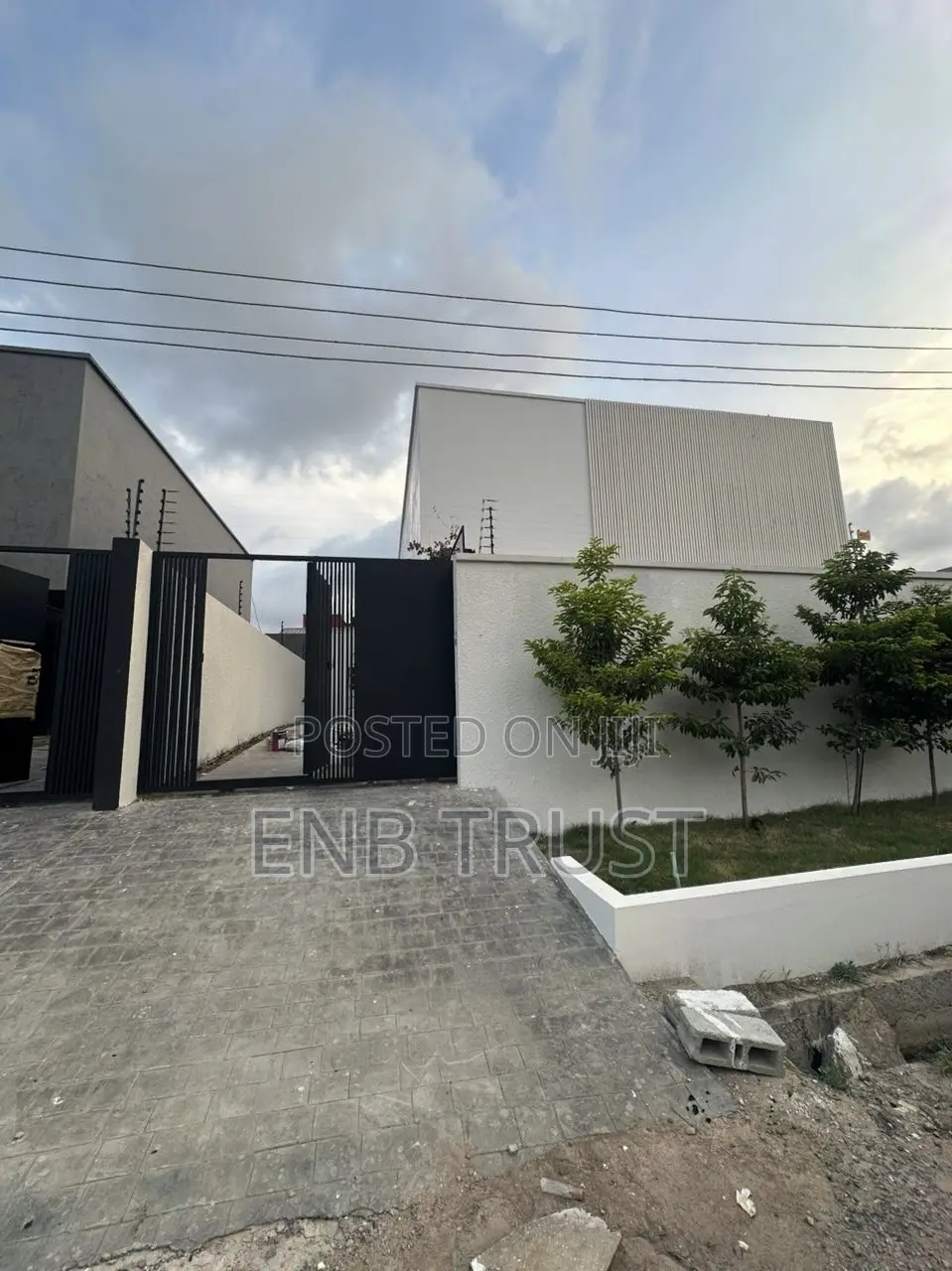 4bdrm Duplex in Tse Addo, Estates for sale