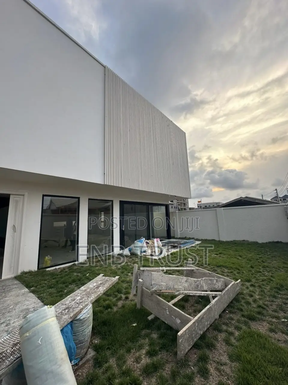 4bdrm Duplex in Tse Addo, Estates for sale