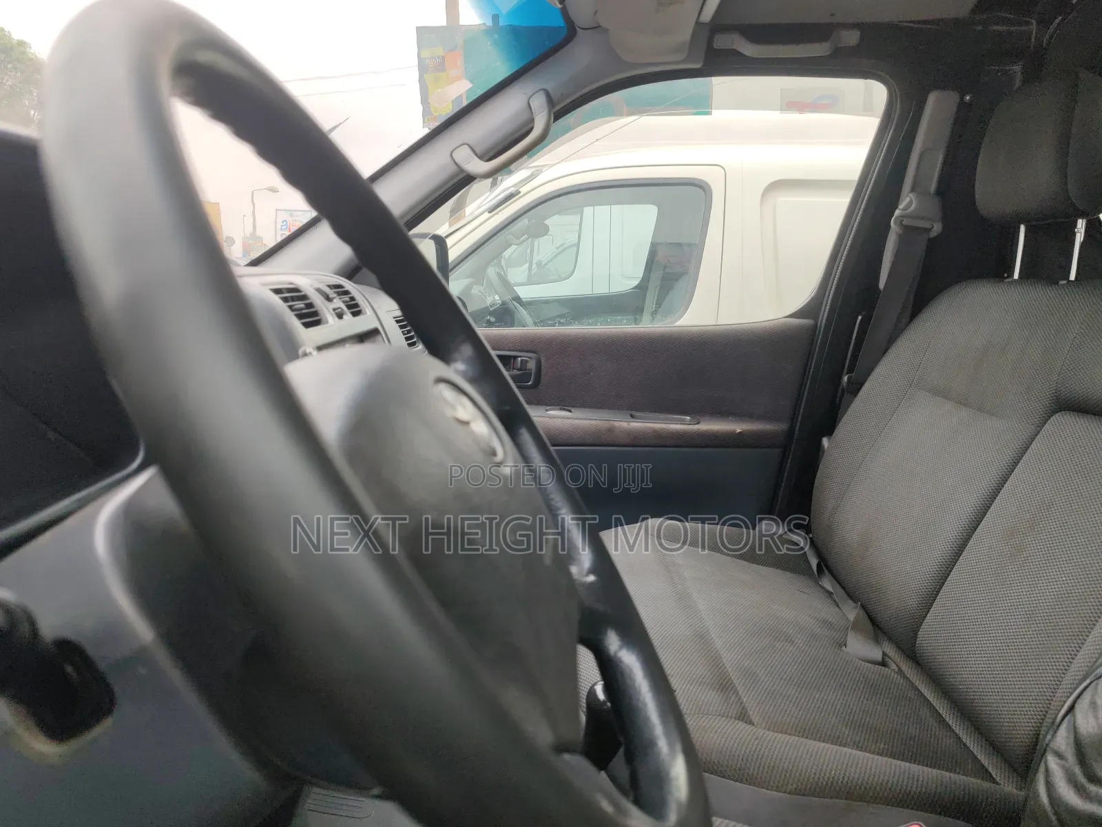 Toyota HiAce 2012 Black
