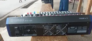 Yamaha 12 Channels Powerednl Mixer