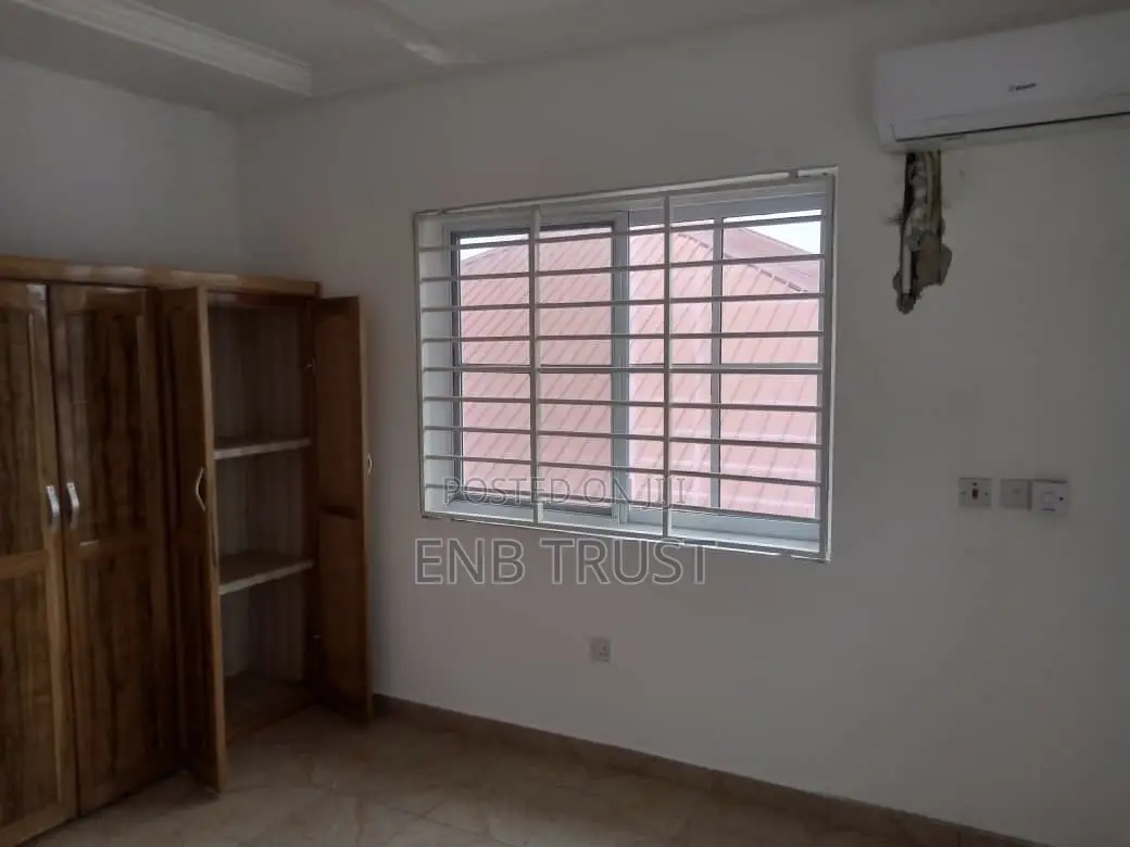 5bdrm Duplex in Oyarifa, Pentecost for rent