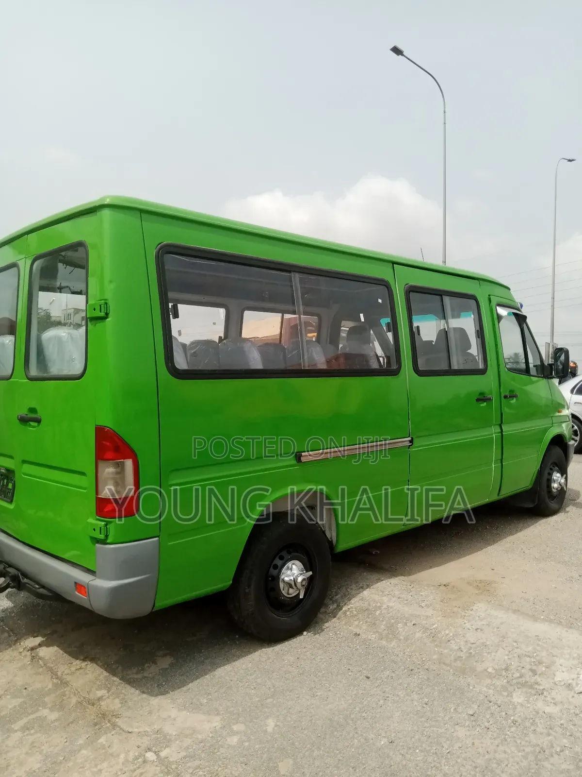 Mercedes-Benz Sprinter 2000 Green