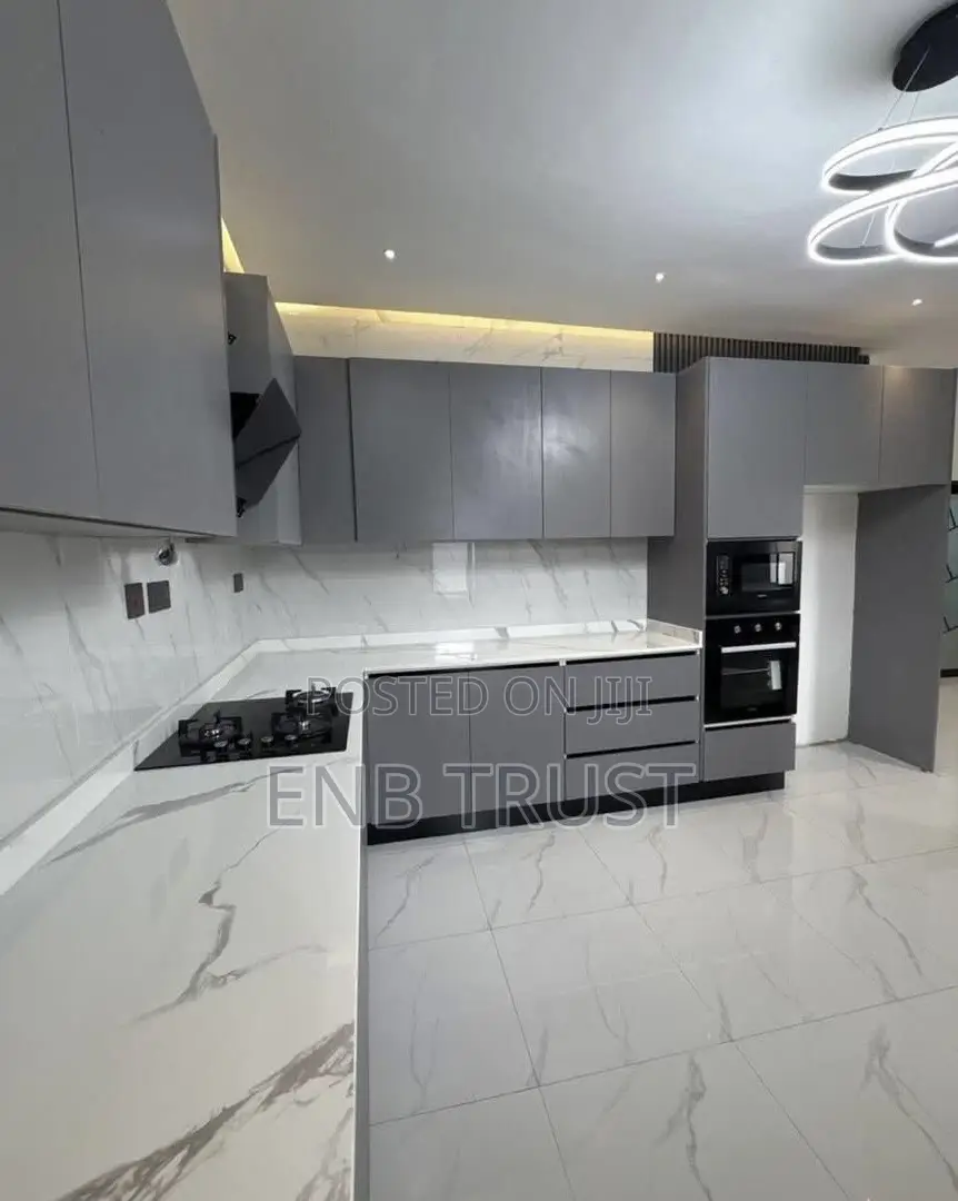 3bdrm House in Lake Side Estate for sale