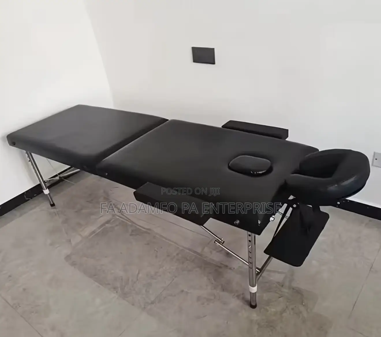 Adjustable Massage Bed