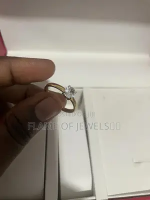 Round Stone Gold Promise Rings