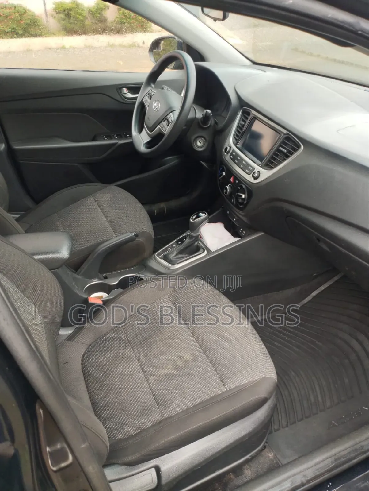 Hyundai Accent SE 2019 Black