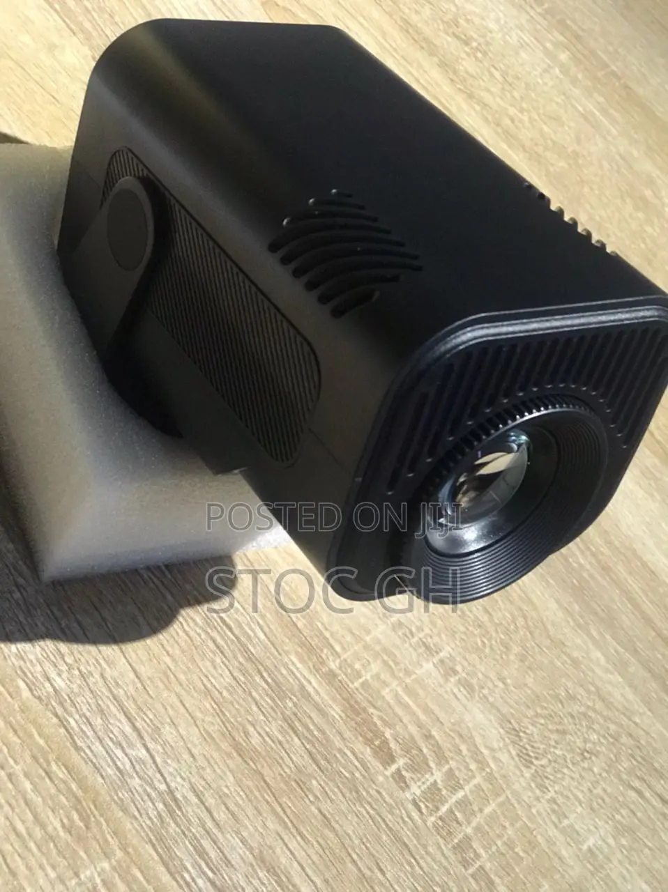 Android Hy320 Smart Mini Projector