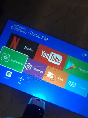 Android Hy320 Smart Mini Projector