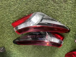 Toyota Camry 2018-2022 Taillight Used Original