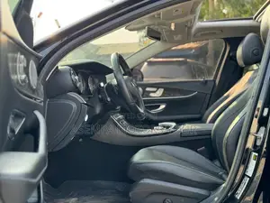 Mercedes-Benz E300 2018 Black