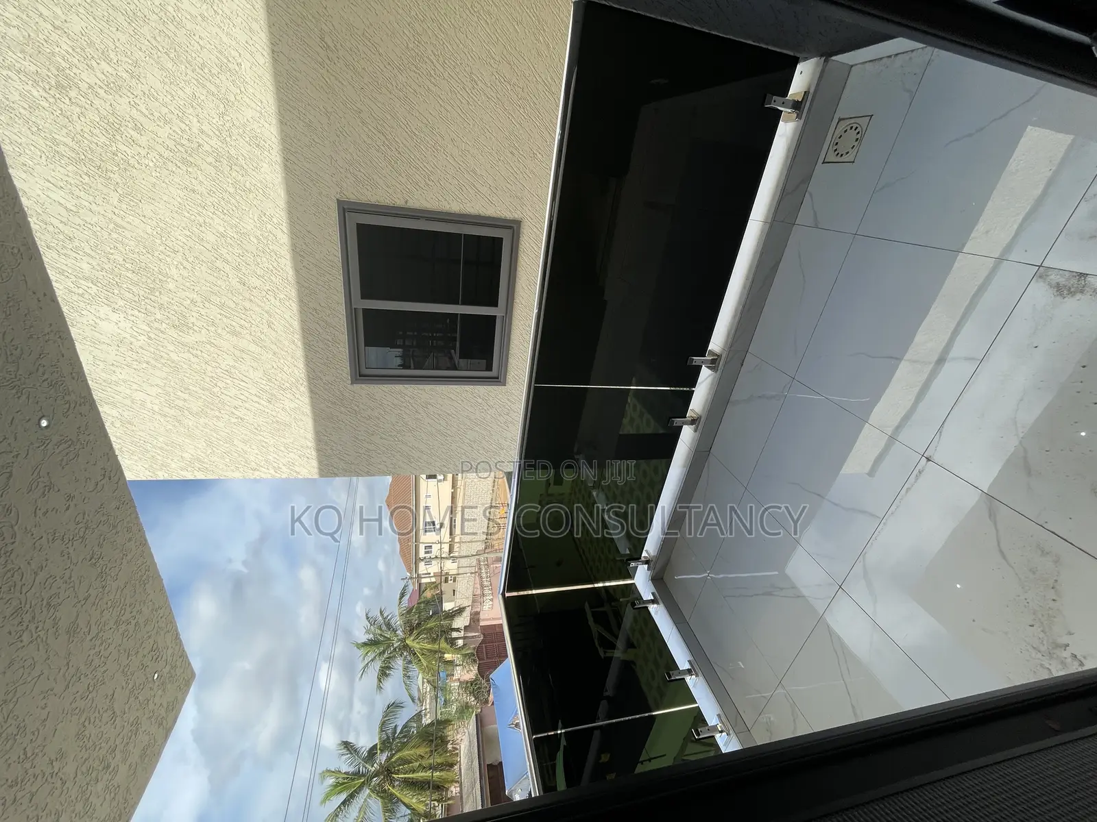 4bdrm House in Ashaley Botwe for sale