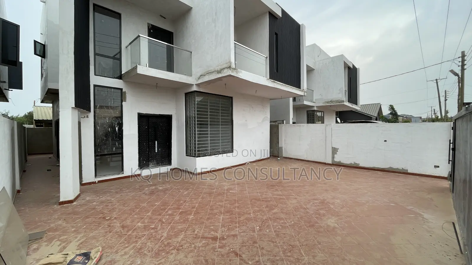 4bdrm House in Spintex, Coastal for sale
