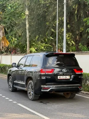 Toyota Land Cruiser 2017 Black