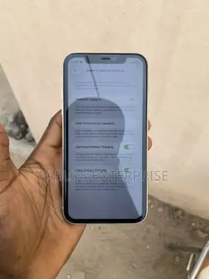 Apple iPhone 11 64 GB White