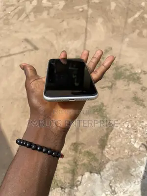 Apple iPhone 11 64 GB White