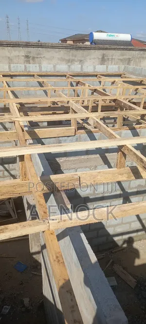 Experience Carpenter With Materials For Rent