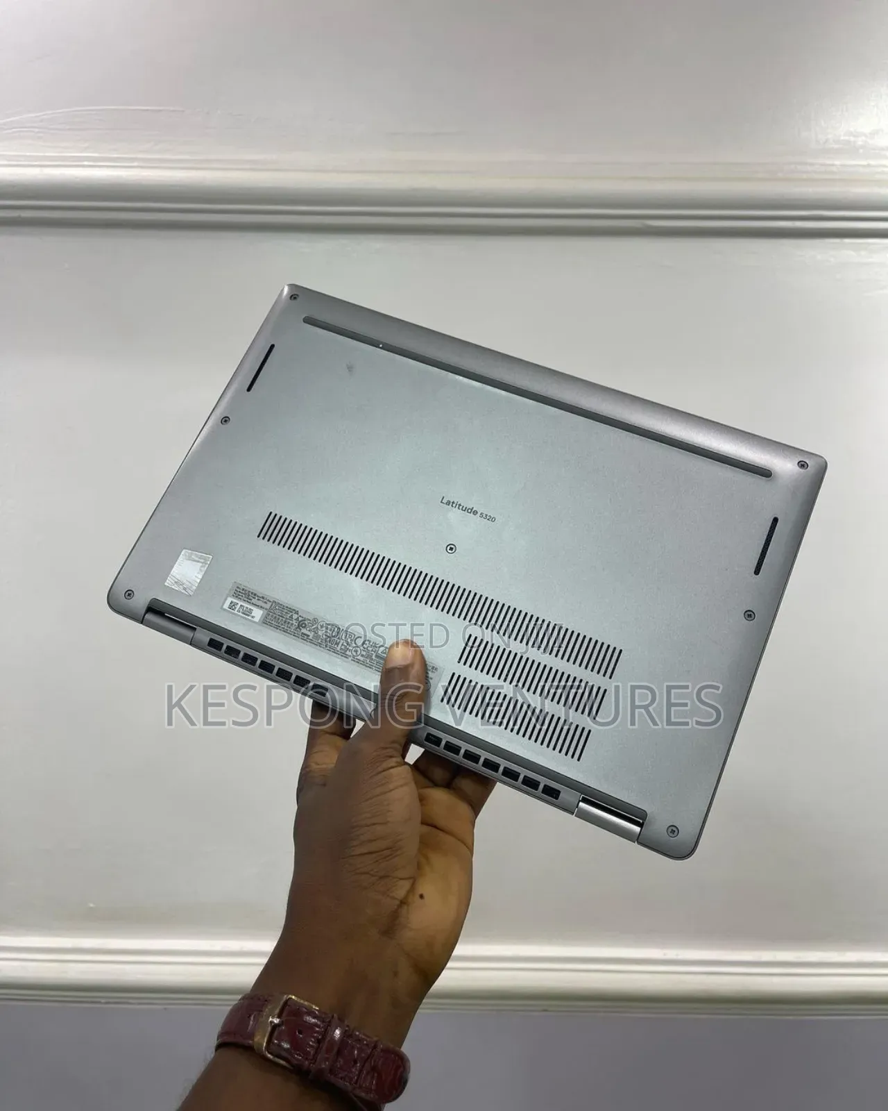 Laptop Dell Latitude 5320 16GB Intel Core I7 SSD 256GB