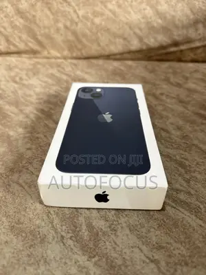 New Apple iPhone 13 128 GB Black