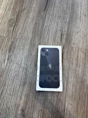 New Apple iPhone 13 128 GB Black