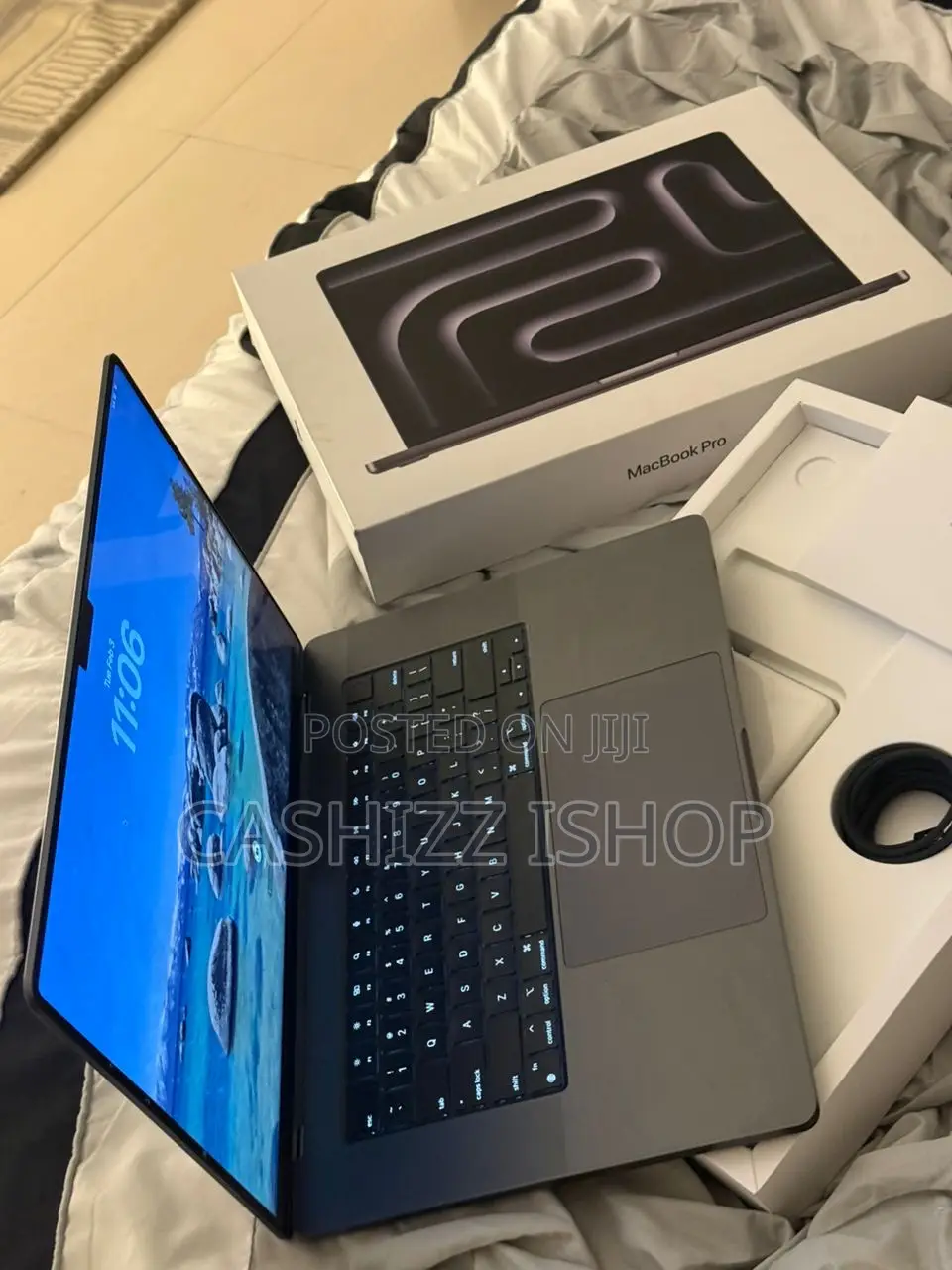 Laptop Apple MacBook Pro 2024 M4 Pro 16-Inch 24GB Apple M4 SSD 512GB