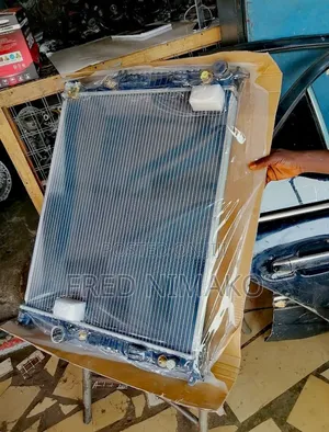 W204 W212 C250 C300 C350 E350 Air Conditioncondenser Assembly