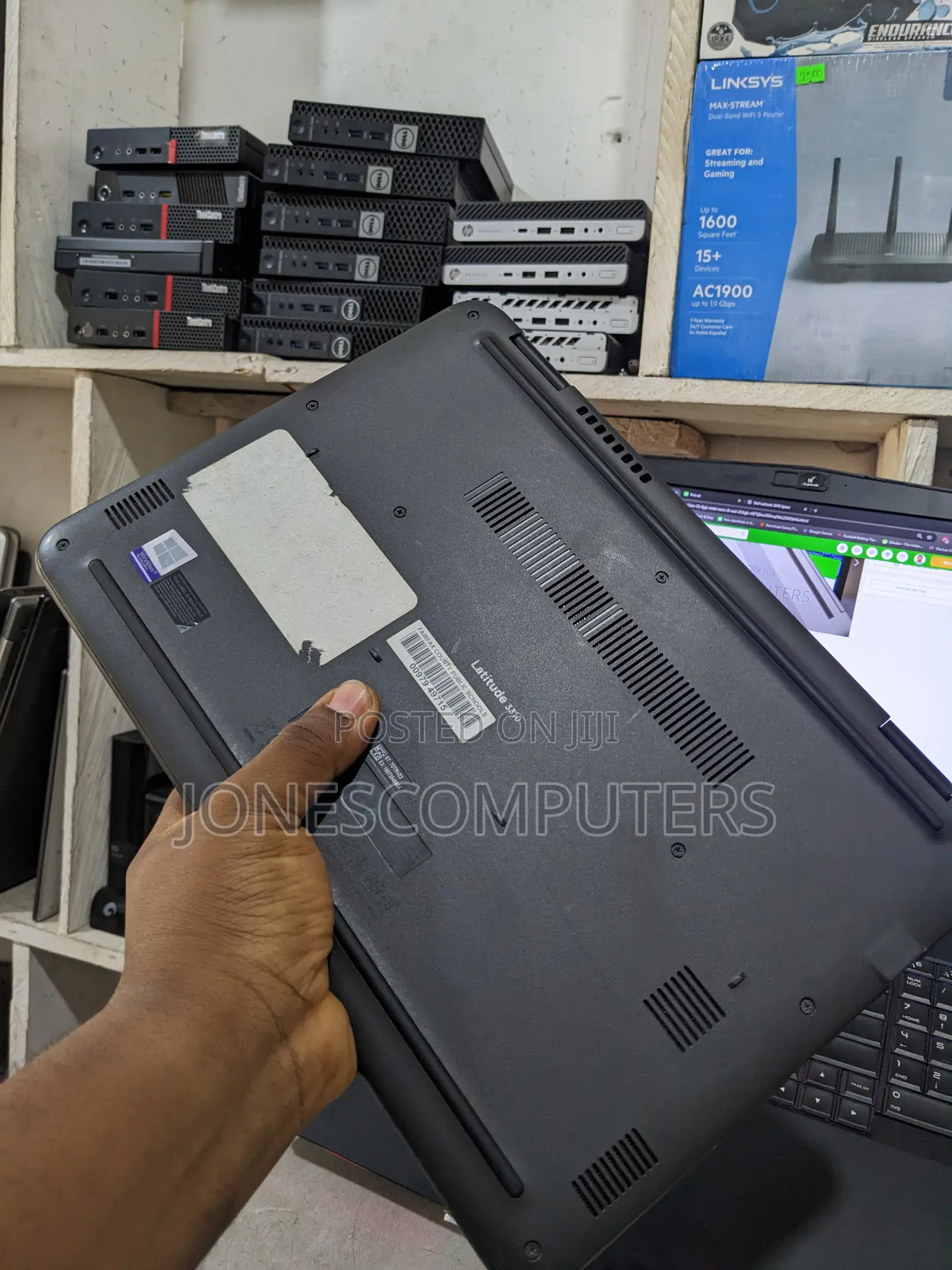 Laptop Dell Latitude 3310 4GB Intel Core i3 SSD 140GB