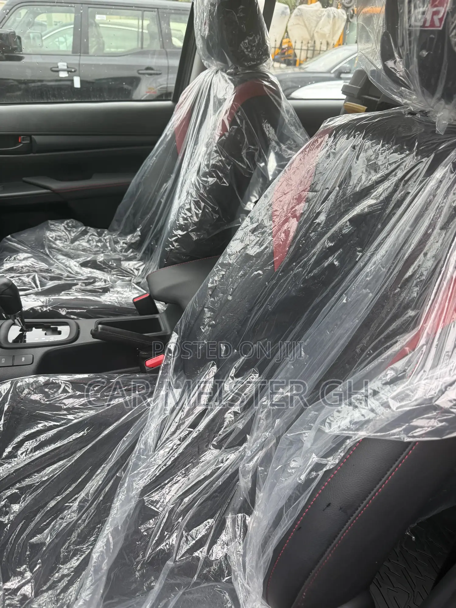 New Toyota Hilux 2025 Silver