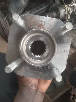 Nissan Srntra Front Hub
