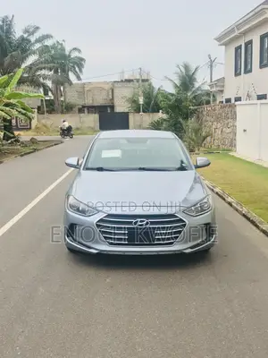 Hyundai Elantra Limited Sedan FWD (2.0L 4cyl 6A) 2017 Blue