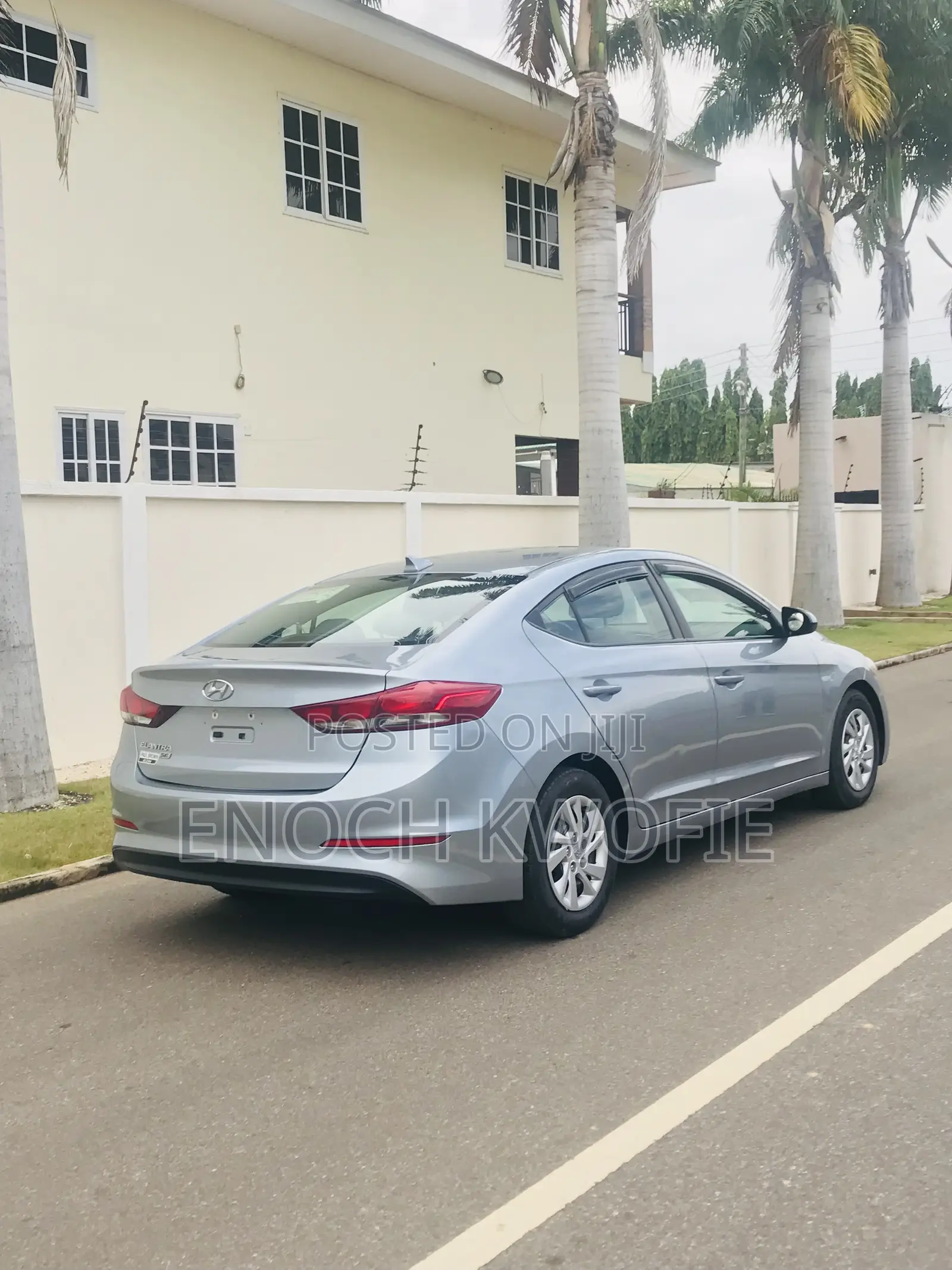 Hyundai Elantra Limited Sedan FWD (2.0L 4cyl 6A) 2017 Blue