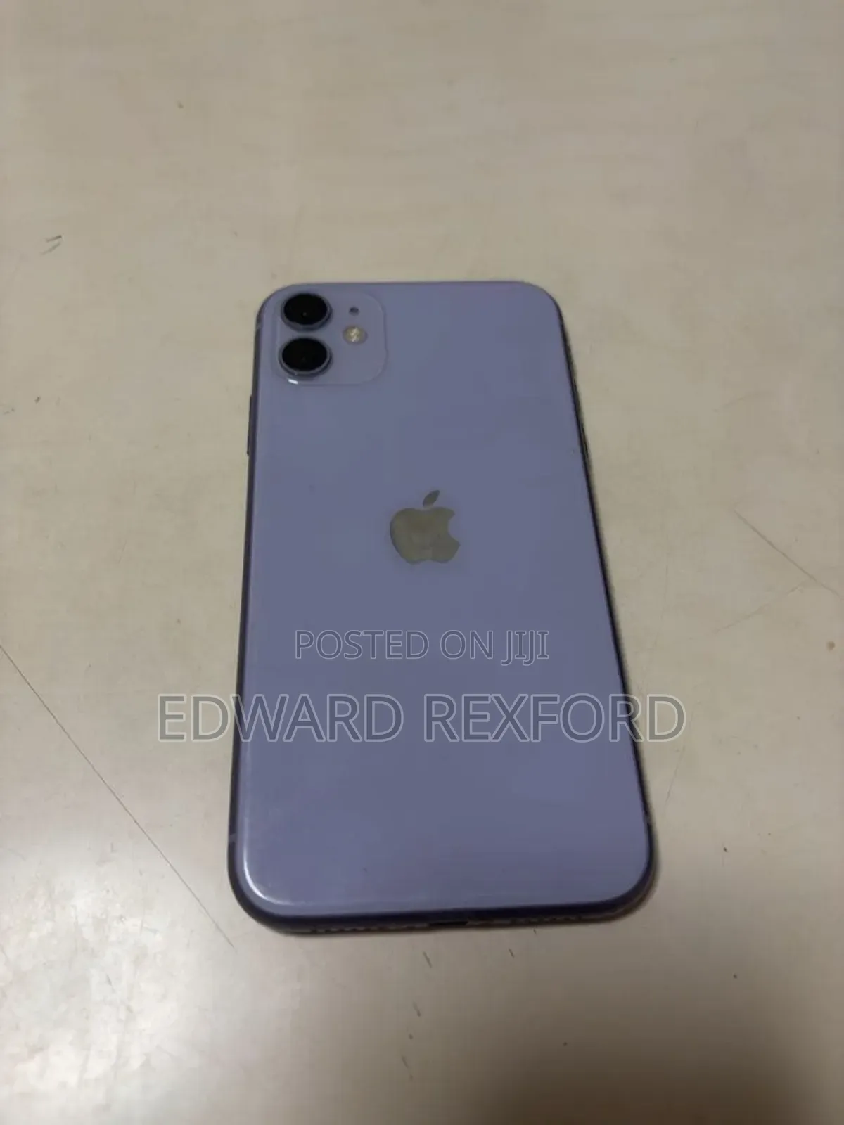 Apple iPhone 11 64 GB Purple