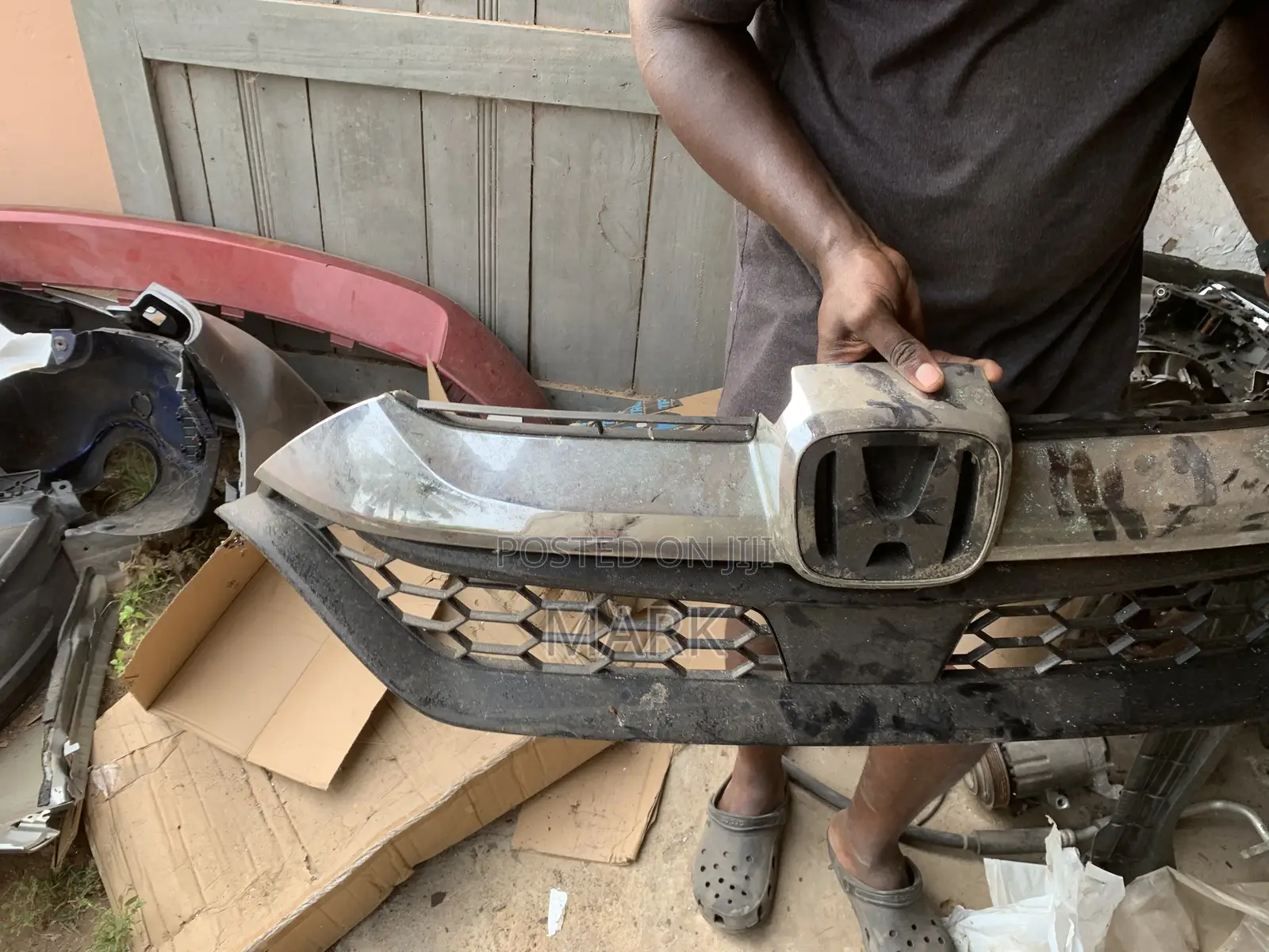 Honda CRV Front Grill