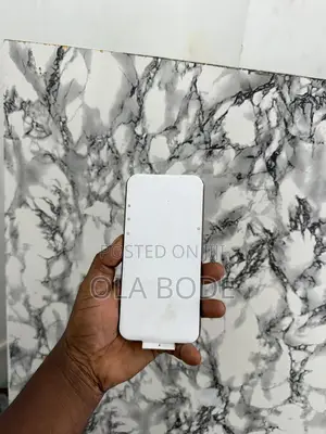 Apple iPhone 11 Pro Max 64 GB Gold