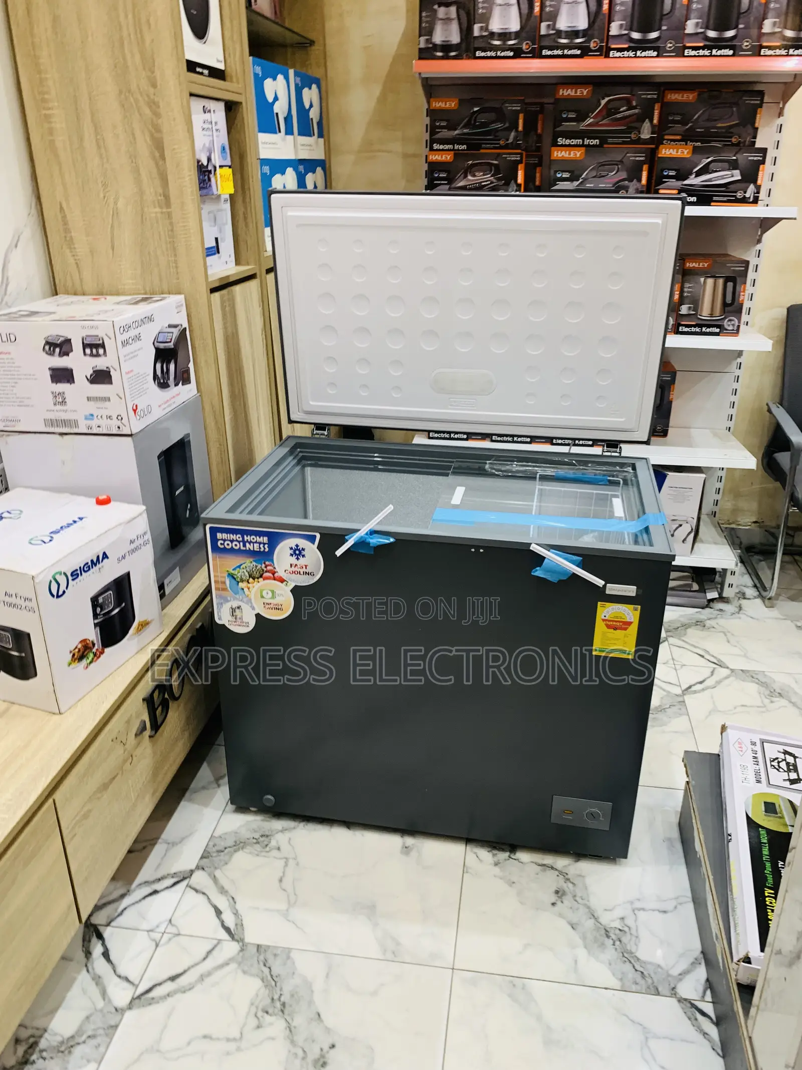 Best Buy for Less Nasco-Nas300 Nasco Freezer 250ltr Net Silver Lock Ke