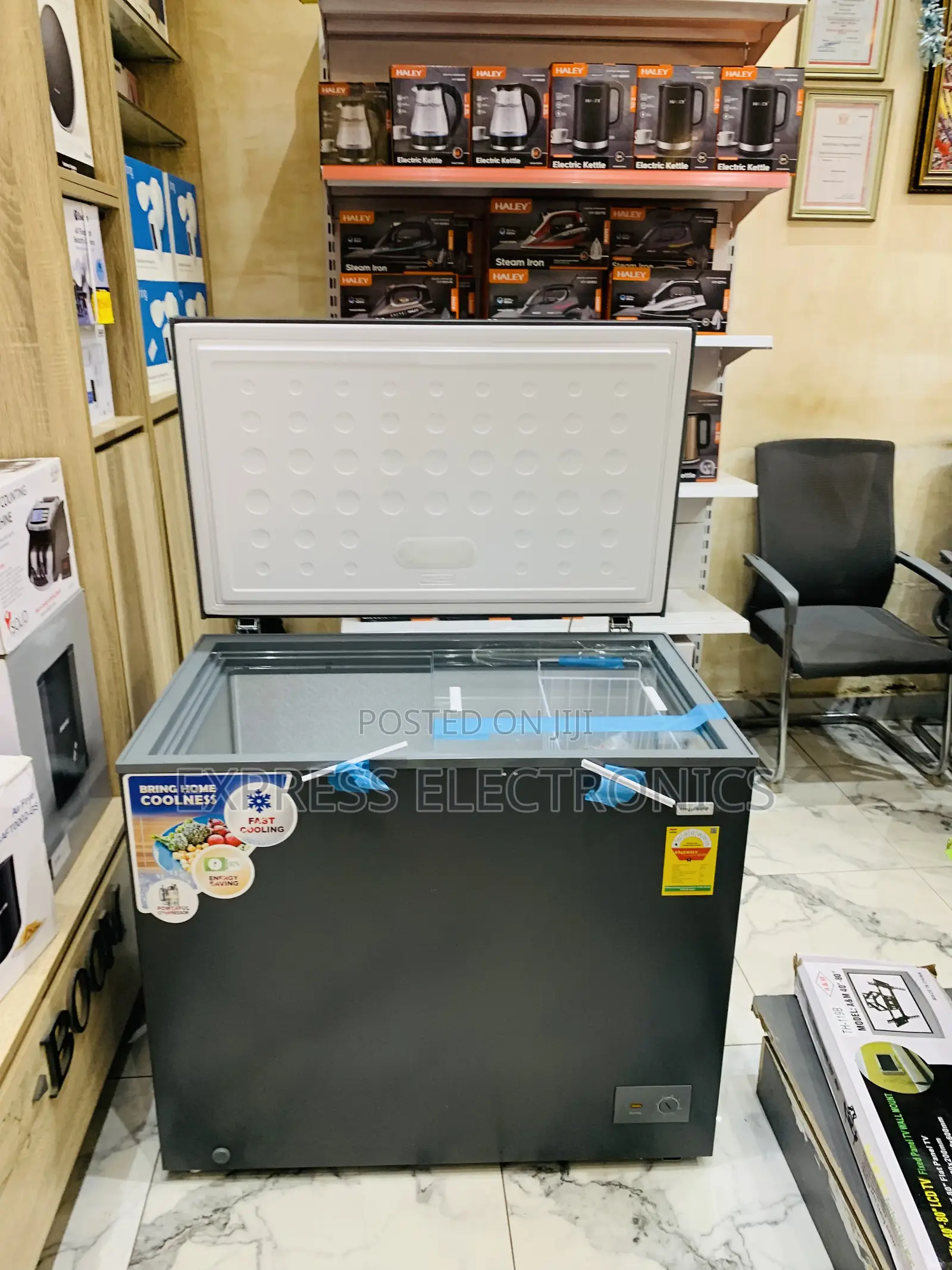 Ultra Modern Nasco-Nas300 Nasco Freezer 250ltr Net Silver Lock Key